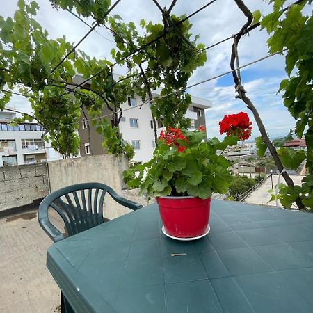 Casa Intera La Paghi Come Una Camera The Home With The Price Of A Room Durrës 外观 照片