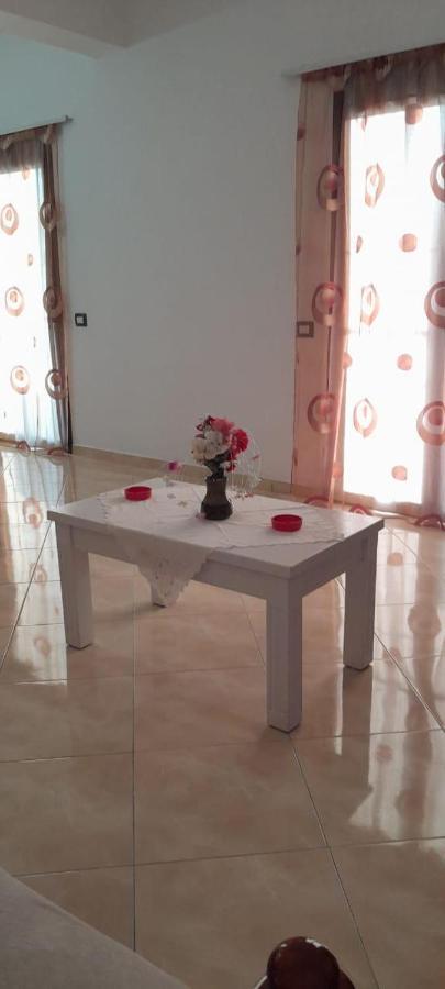 Casa Intera La Paghi Come Una Camera The Home With The Price Of A Room Durrës 外观 照片