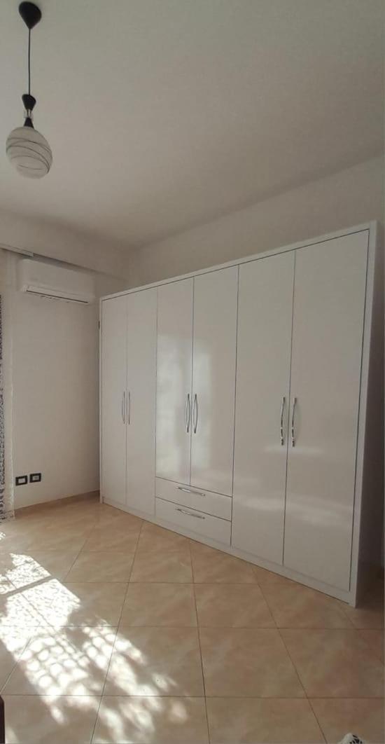 Casa Intera La Paghi Come Una Camera The Home With The Price Of A Room Durrës 外观 照片